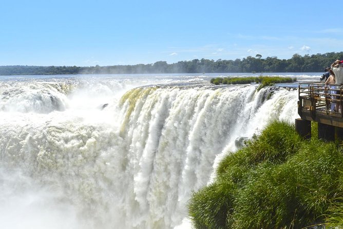 2 Day Argentinian and Brazilian Iguazu Falls - Guide quality and language support