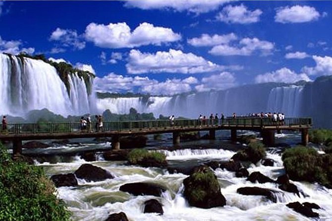 2 Day Argentinian and Brazilian Iguazu Falls - Day two: Brazil’s shorter route and wide views
