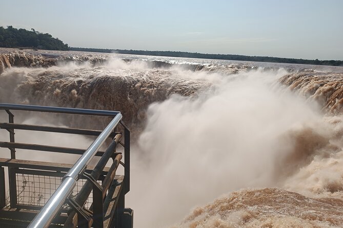 2-Day Private Tour to both ARG/BRA Falls - The guide makes the private format worthwhile