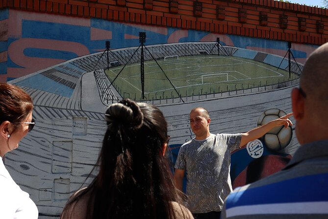 2 Hours Football and Street Art Walking Tour in Buenos Aires - Who Will Get the Most From This Experience?