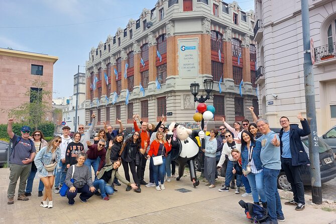 2 hrs. Walking Tour in San Telmo & Market - Mafalda and the Paseo de la Historieta