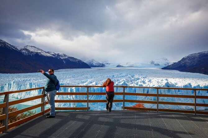 2 Premium Glacier Perito Moreno Adventures: Catamaran & Walkways - Leaving El Calafate for Los Glaciares National Park