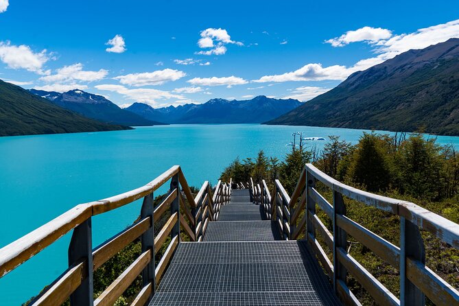5-Day Premium Patagonia Discovery: El Calafate & Ushuaia - Day three: Perito Moreno Glacier from two angles