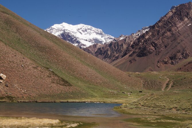 Aconcagua short hike & Argentine BBQ – Full Day from Mendoza - The road from Mendoza to Potrerillos Dam