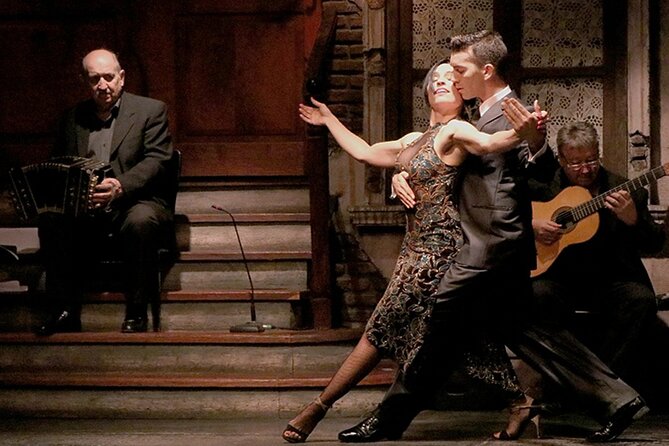 Aljibe Dinner Tango Show with Transfers - Wine, drinks, and the pace of the evening