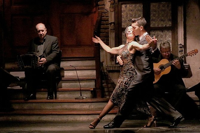 Aljibe Tango Show with dinner in Buenos Aires - Entering the Restored Convent on Balcarce Street