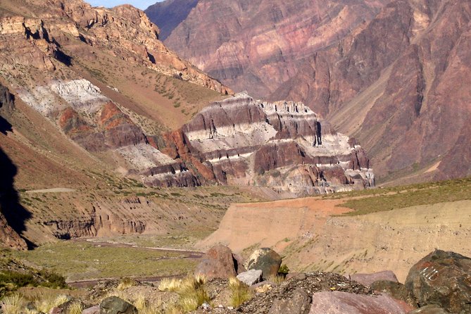 Andes High Mountain Tour in Mendoza - Potrerillos Dam and the changing scenery