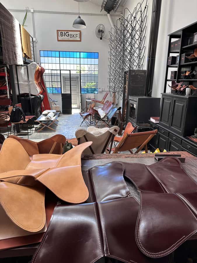Argentina: Leather Butterfly Chair Workshop Tour with Wine - Trying the techniques yourself