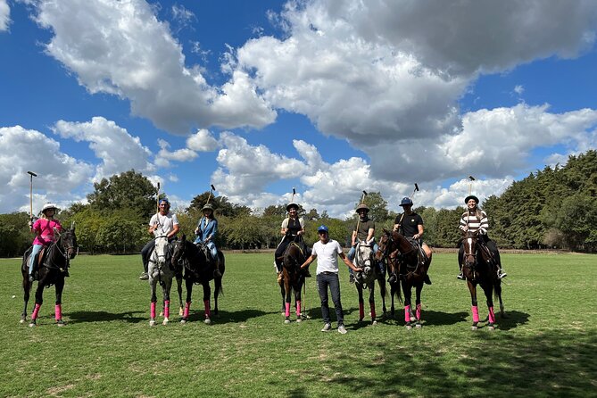 Argentina Polo Experience by La Guapeada Polo - Taking part in the afternoon polo match