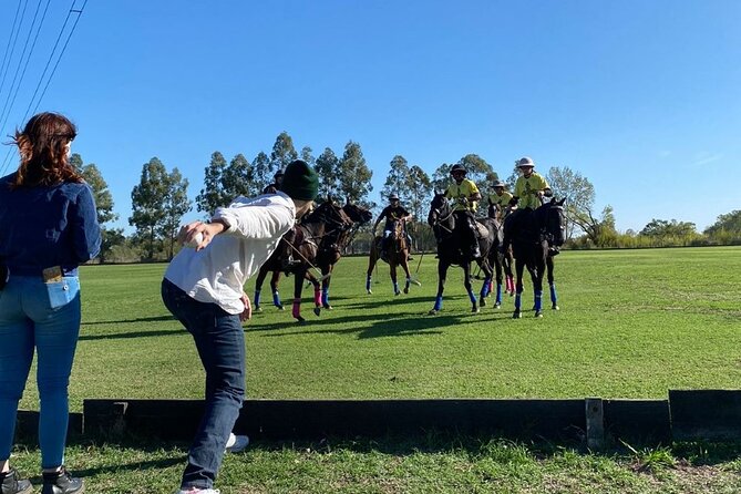 Argentina Polo Experience by La Guapeada Polo - The 10am pickup and drive to Pilar