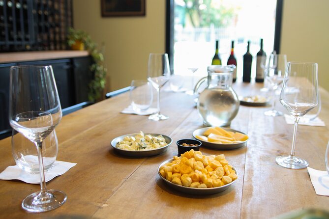 Argentine Wine Tasting in Caminito with Appetizers Included - Is $45 a fair price?