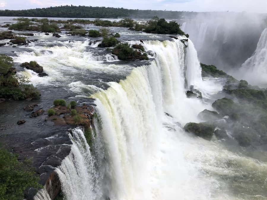 Argentinian Falls Tour + Optional Boat Ride (Private) - What the $89 price really covers