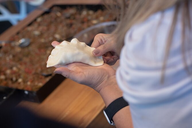 BA: Premium Empanadas Cooking Class & Wine Tasting in Palermo - Why empanadas are a smart Buenos Aires food lesson