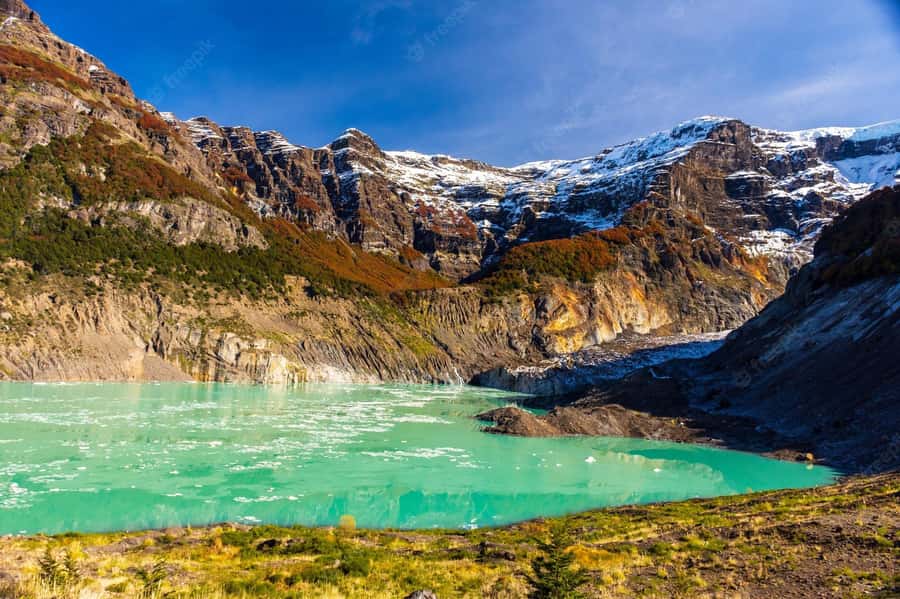 Bariloche: Cerro Tronador and Ventisquero Negro Tour - Lake Mascardi and the changing light