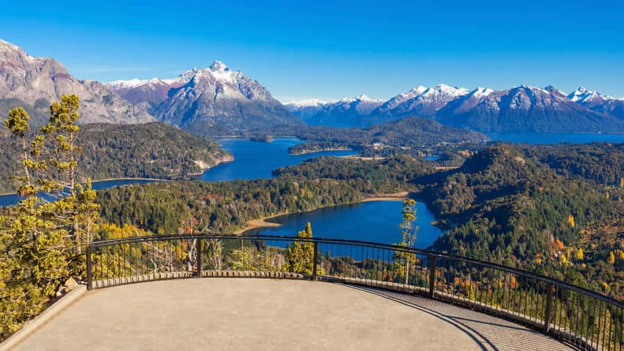 Bariloche: Circuito Chico and Campanario Hill - Leaving San Carlos de Bariloche for the wooded shore