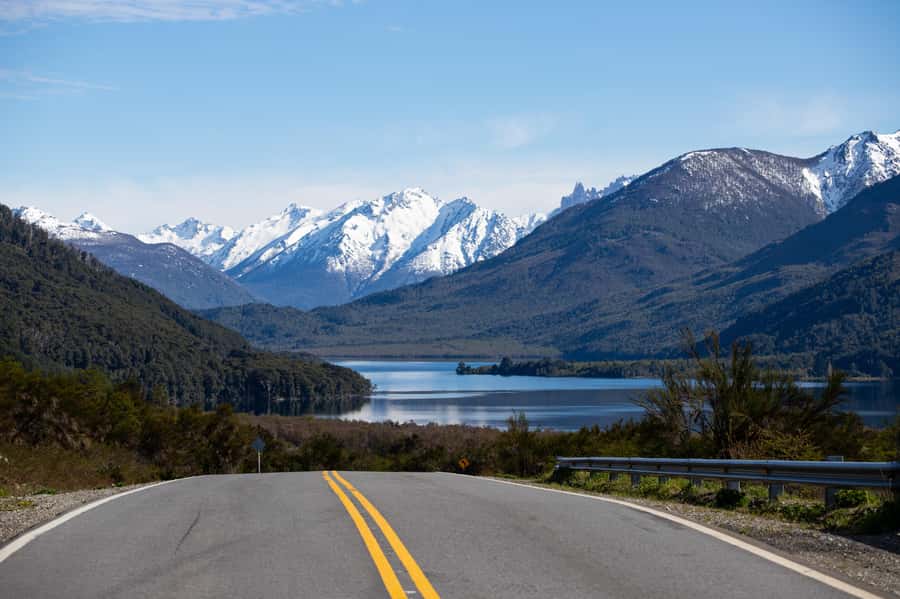 Bariloche: Full-Day El Bolsón and Puelo Lake Tour - Key points to know before you go