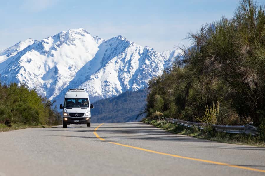 Bariloche: Full-Day El Bolsón and Puelo Lake Tour - Puelo Lake, the calm center of the afternoon