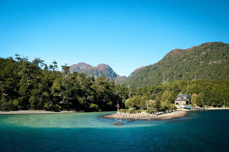 Bariloche: Puerto Blest and Cascada de los Cántaros (Waterfall of the Cantaros) - Sailing west across Nahuel Huapi