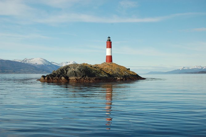 Beagle Channel Navigation - Sea Lions Island - Alicia’s Island and the first sea lions