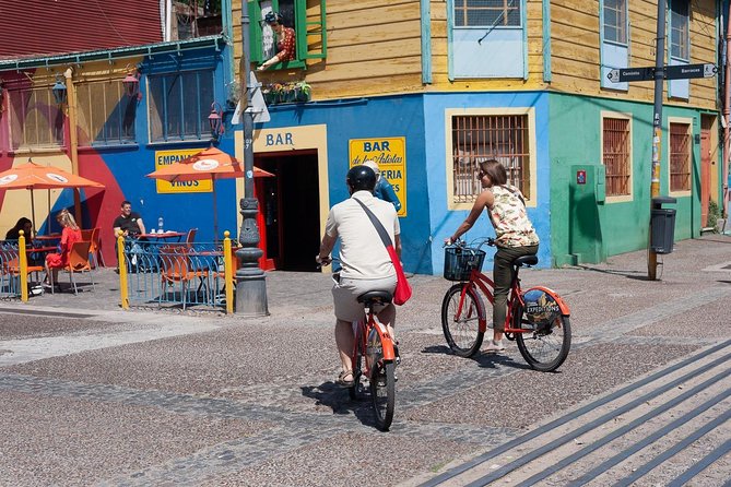 Bike Tour: Buenos Aires to the South - Starting among the old streets of San Telmo