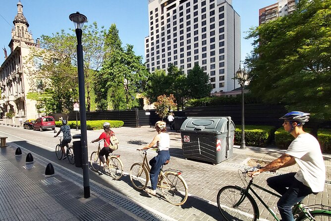 Bike tour the city center and Puerto Madero, mate included - Teatro Colón begins the architectural portion