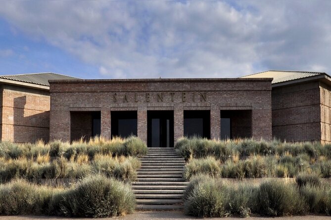 Bodega Salentein, Almuerzo Bodega La Azul with Private Transportation - Salentein: bold architecture before the first glass