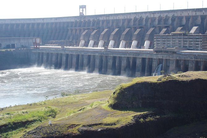 Brazilian Side of Iguassu Falls and Itaipu Dam Full-Day Sightseeing Tour from Puerto Iguazú - The real itinerary: an early start and a late return