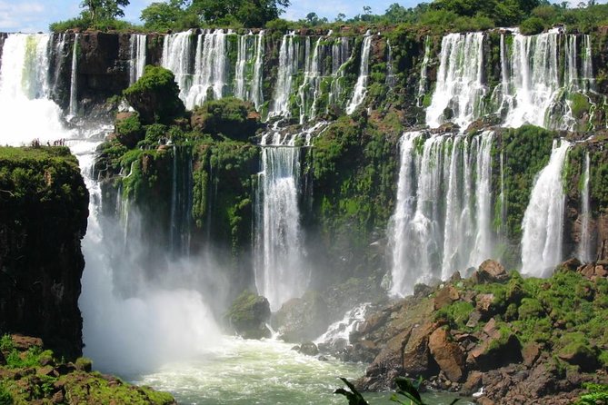 Brazilian Side of Iguassu Falls and Itaipu Dam Full-Day Sightseeing Tour from Puerto Iguazú - Walking toward Devil’s Throat and Salto Floriano
