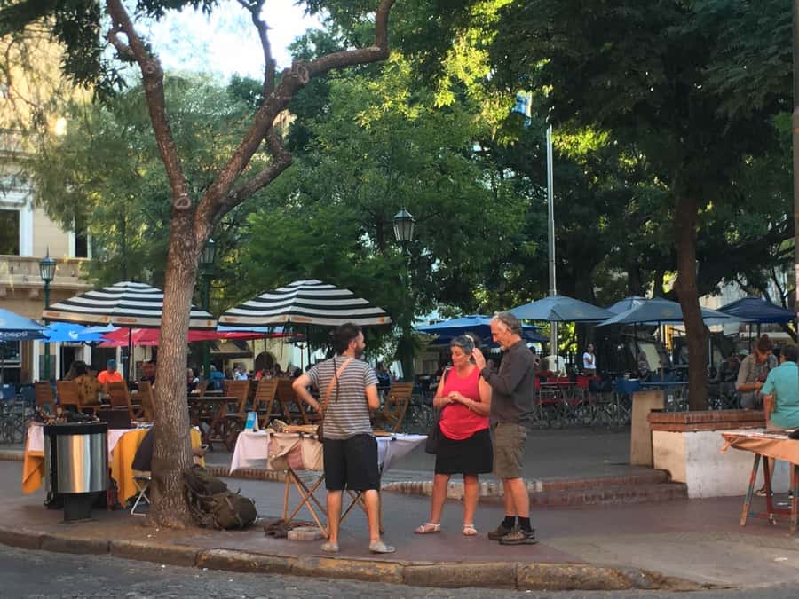Buenos Aires: Argentinian Flavors Food Tour with Dinner - Key points at a glance