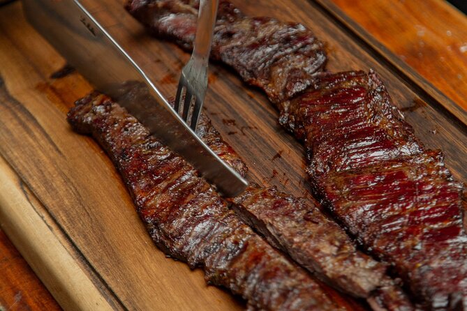 Buenos Aires Asado Experience with Wine Pairing - First taste: espumante and the picada board