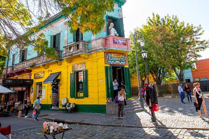 Buenos Aires Bike Tour: San Telmo and La Boca Districts - Plaza de Mayo and the pink Casa Rosada