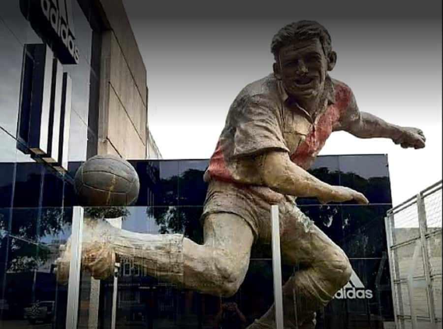 Buenos Aires: Boca Juniors and River Plate Football Tour - Key points at a glance