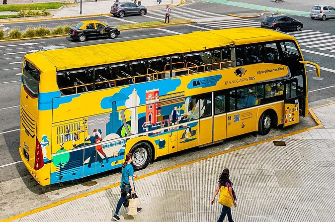 Buenos Aires Bus Hop On-Hop Off and Exclusive Benefits - San Telmo and La Boca bring the city down to street level