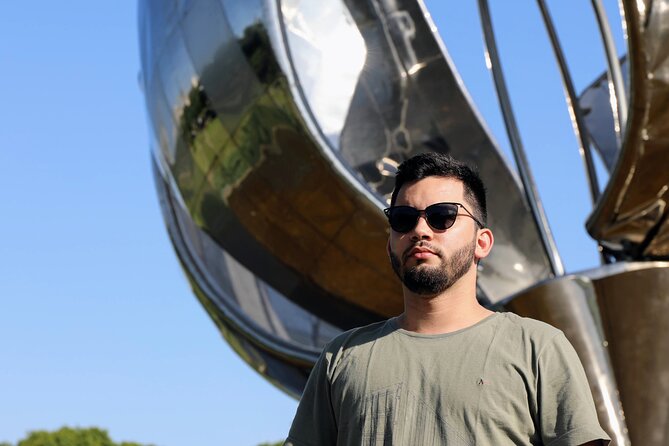 Buenos Aires by Design: A Full-Day Private Tour - Plaza de Mayo, the city’s political center