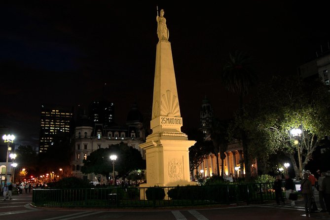 Buenos Aires by Night: Small Group City Tour - Plaza de Mayo and the Pink House