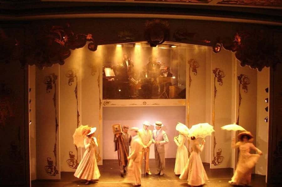 Buenos Aires: Cafe Los Angelitos Tango Show, Optional Dinner - What happens when the tango begins