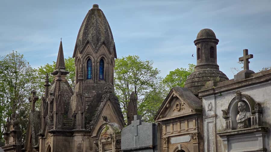 Buenos Aires: Chacarita, The Largest Cemetery In Argentina - The German Cemetery and its distinct style