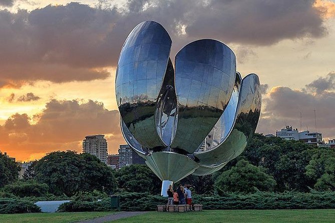 Buenos Aires City Private Tour with Local Guide - Plaza de Mayo, where the city tells its biggest stories