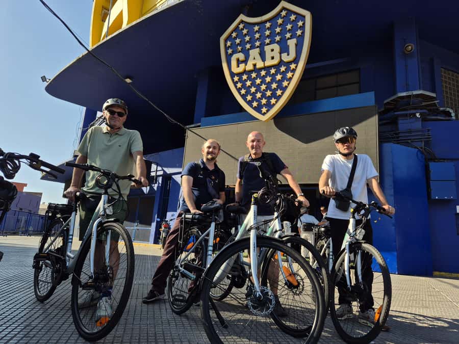 Buenos Aires: E-Bike Tour in the South Circuit of Buenos Aires - Plaza de Mayo and Monserrat bring the city’s story into focus