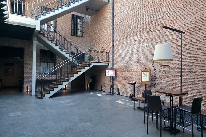 Buenos Aires : Explore El Zanjon de Granados, Hidden Tunnels. - Ceramics, utensils, and the evidence left behind