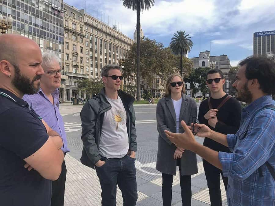 Buenos Aires for curious people - From the Faculty of Engineering to the waterfront