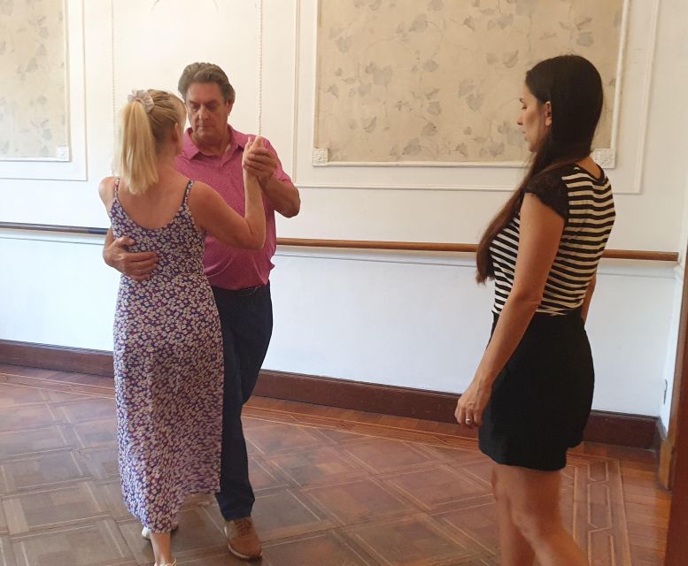 Buenos Aires: Group tango class with mate and snacks - Making the call on this Almagro experience