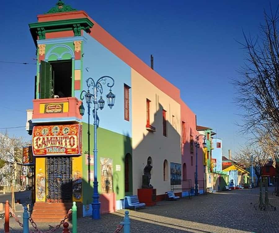 Buenos Aires : Highlights Walking Tour With A Guide - What a private guide adds to the route