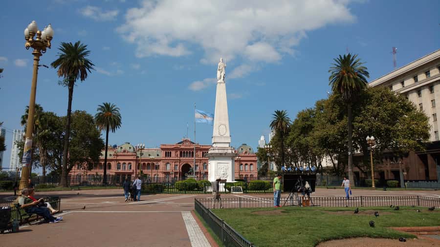 Buenos Aires: Historic District Private Guided Walking Tour - Casa Rosada and Argentina’s political center