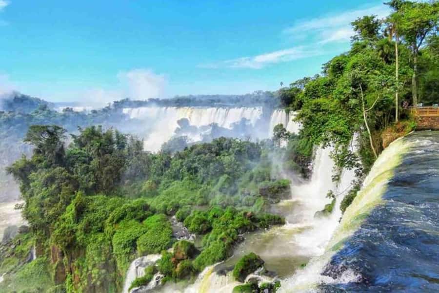 Buenos Aires: Iguazu Falls Private Tour with Flights - Why Iguazu Falls deserves a full day