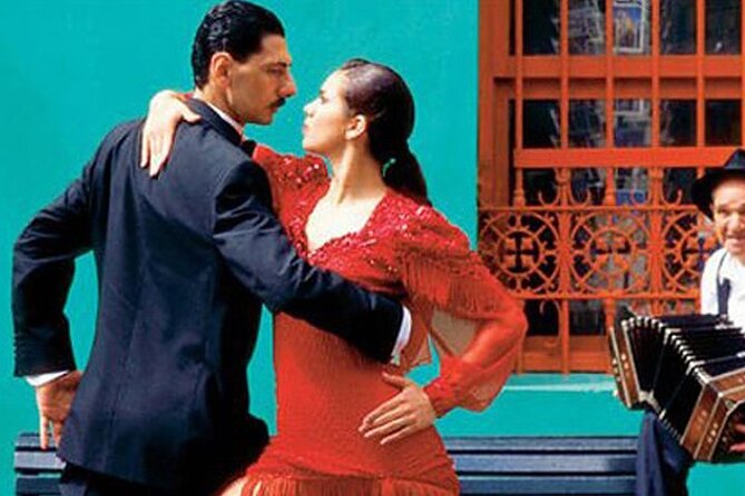 Buenos Aires in One Day Private Walking Tour - Florida Street and Retiro: A Fast Start in the City Center
