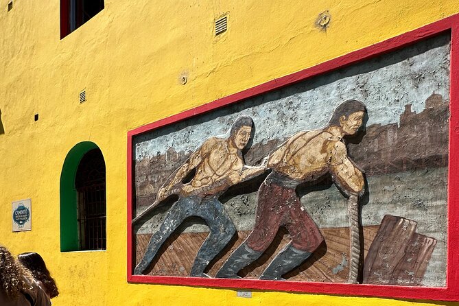Buenos Aires La Boca Art and History Tour - Caminito: color, photos, snacks, and shopping