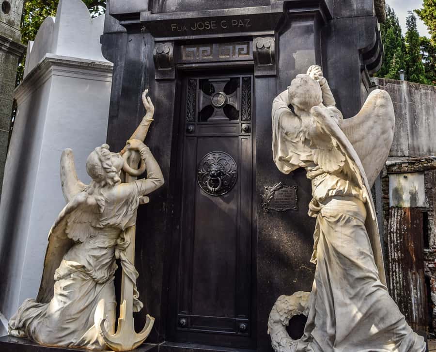 Buenos Aires: La Recoleta Cemetery Guided Tour in English - The Sailor, the Wild Bull, and the cemetery’s legends