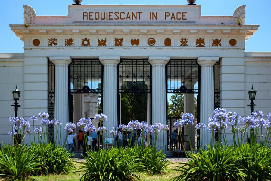 Buenos Aires: La Recoleta Cemetery Private Tour with Tickets - Key points to know before booking