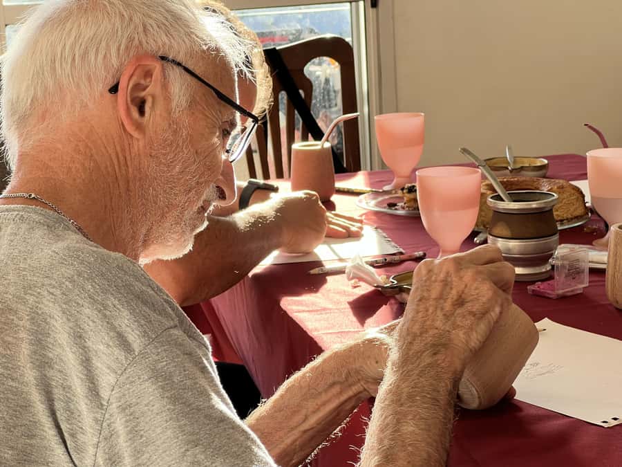 Buenos Aires: Mate & paint experience with pastry tasting - Facturas, alfajorcitos, and biscochitos
